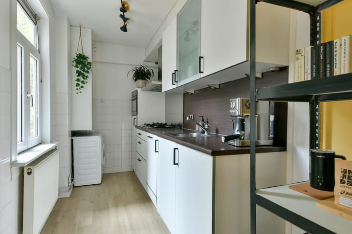 Photo 5 of Frederik Hendrikstraat 123-1