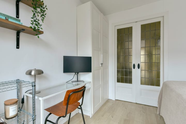 Photo 12 of Frederik Hendrikstraat 123-1