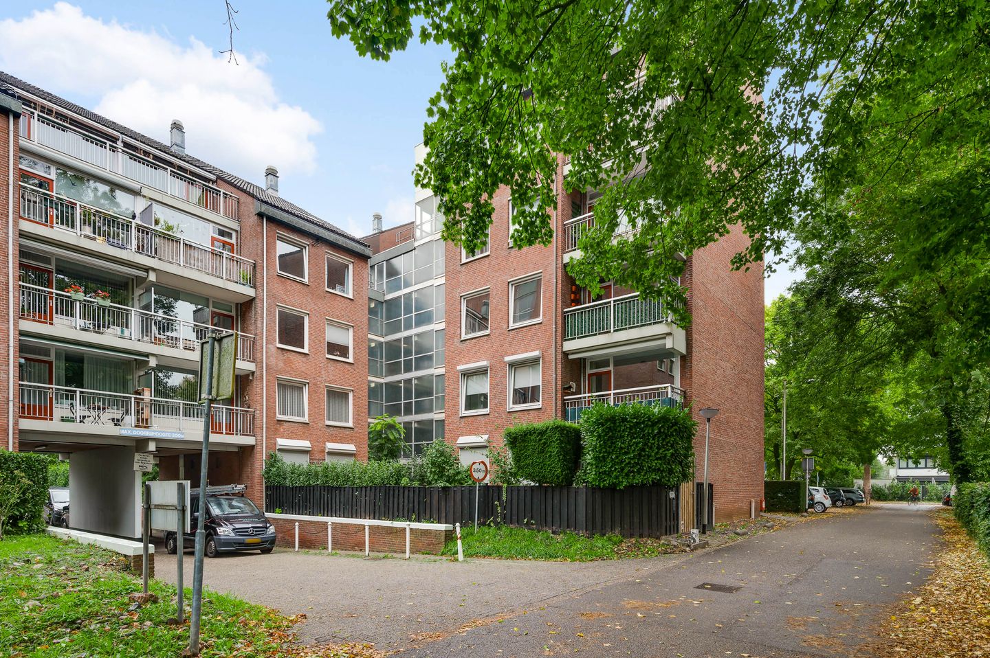 Photo 19 of Sauterneslaan 20-H