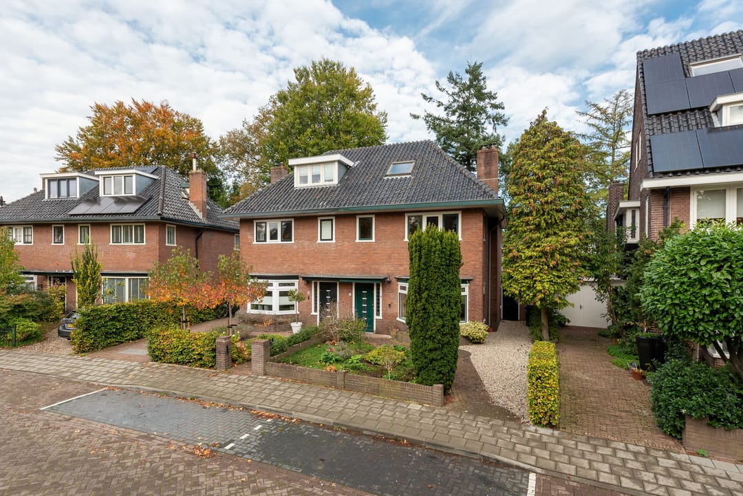 Foto 1 van Roemer Visscherlaan 82