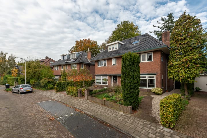 Foto 4 van Roemer Visscherlaan 82