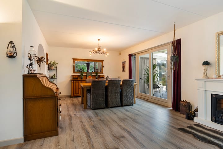 Foto 6 van Hazzelnútstrjitte 15