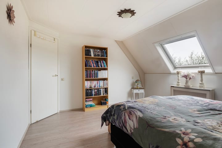 Foto 21 van Hazzelnútstrjitte 15