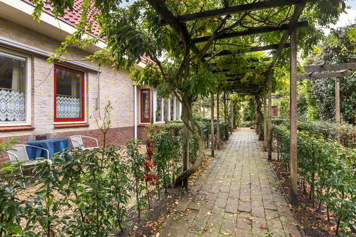 Foto 36 van Hazzelnútstrjitte 15