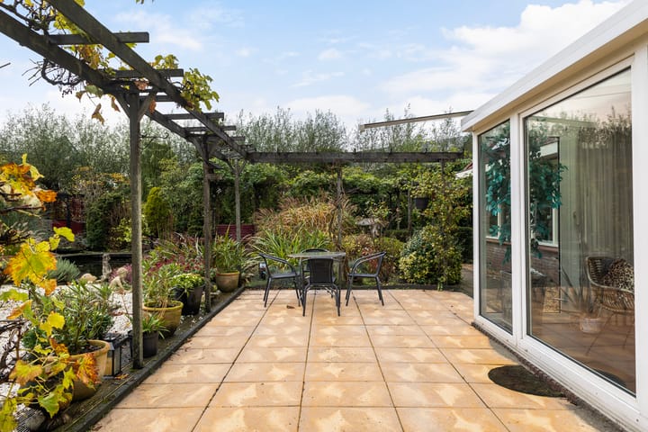 Foto 37 van Hazzelnútstrjitte 15