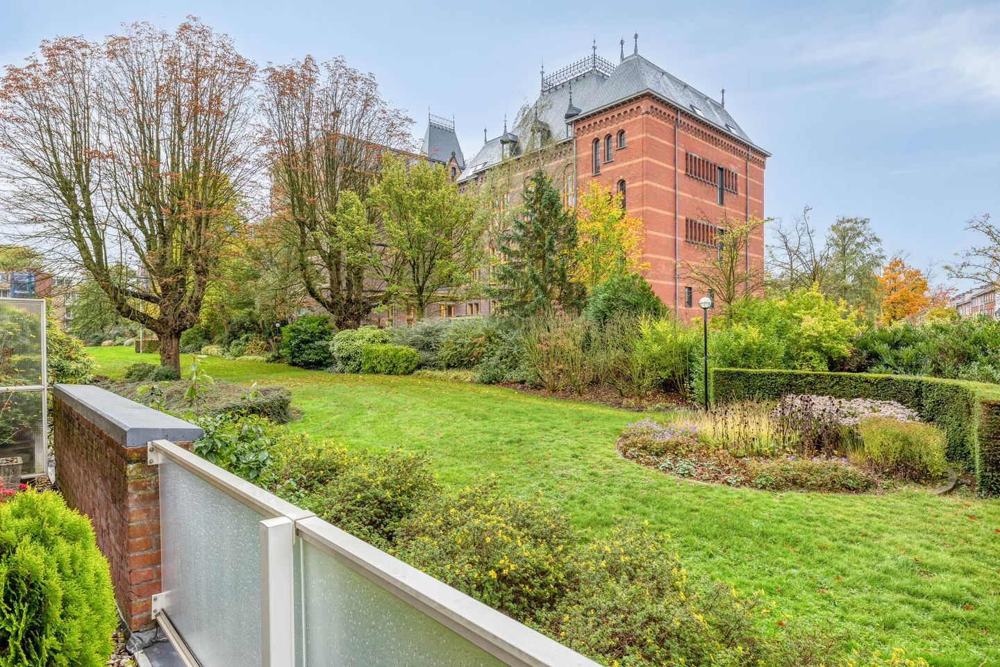 Foto 35 van Pater Leijdekkersstraat 4
