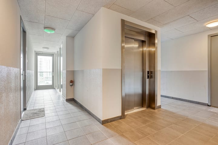 Photo 11 of Koningsloper 165