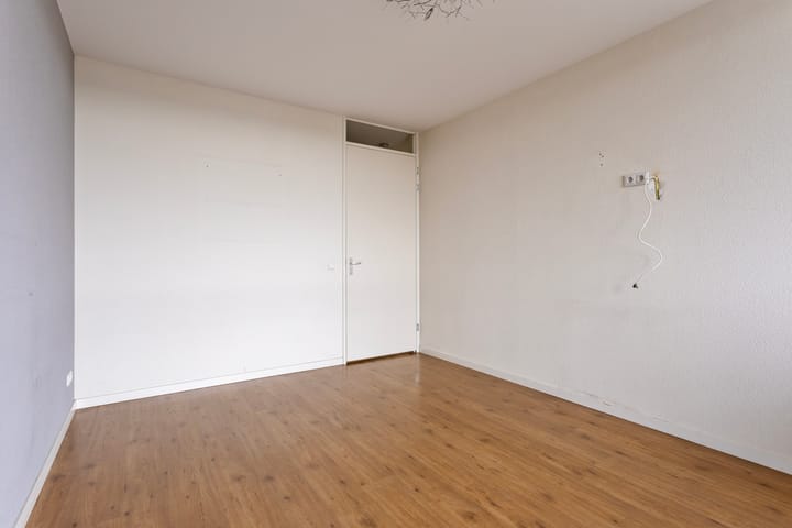 Photo 19 of Koningsloper 165