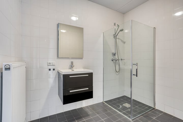 Photo 4 of Koningsloper 165