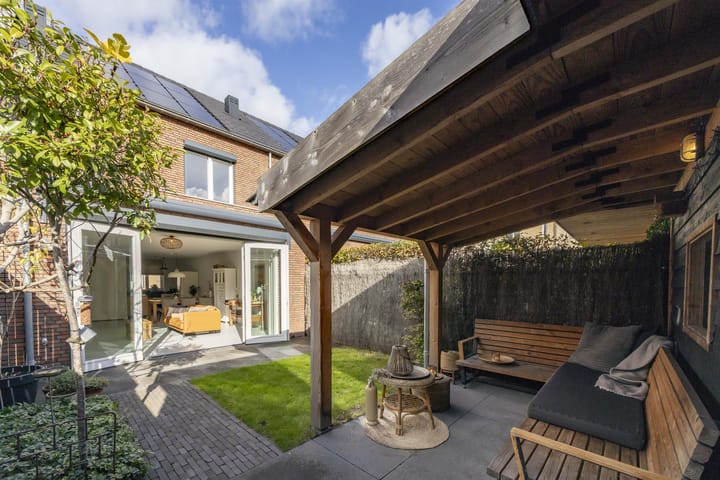 Photo 26 of Delflandstraat 1