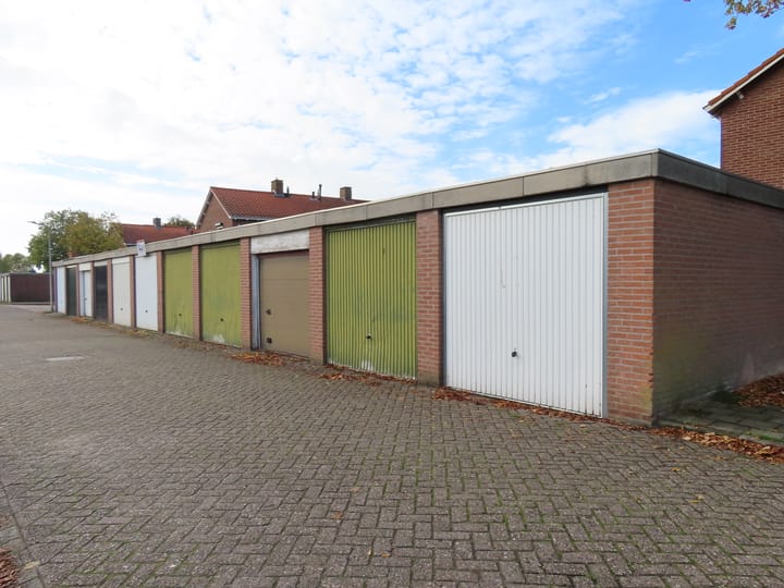 Foto 11 van Bilderdijkplein 2-G001