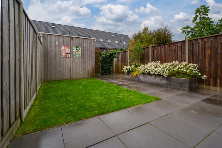 Photo 5 of Tuinpad 22