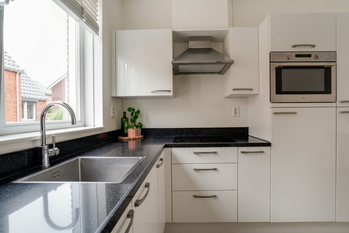 Photo 13 of Tuinpad 22