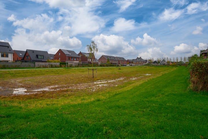 Photo 40 of Tuinpad 22