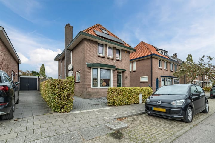 Foto 2 van Buurtlaan west 23