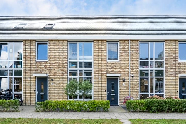 Photo 1 of Louis Hartzstraat 16