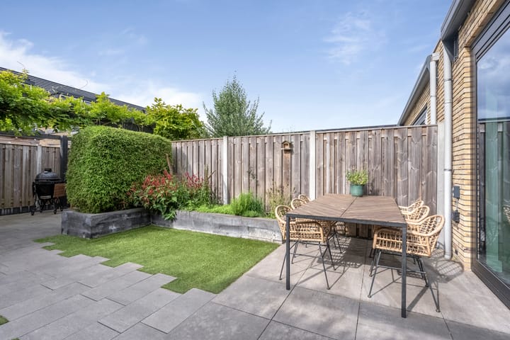 Photo 13 of Louis Hartzstraat 16