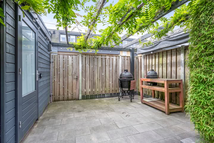 Photo 16 of Louis Hartzstraat 16