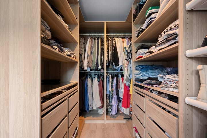 Photo 37 of Louis Hartzstraat 16