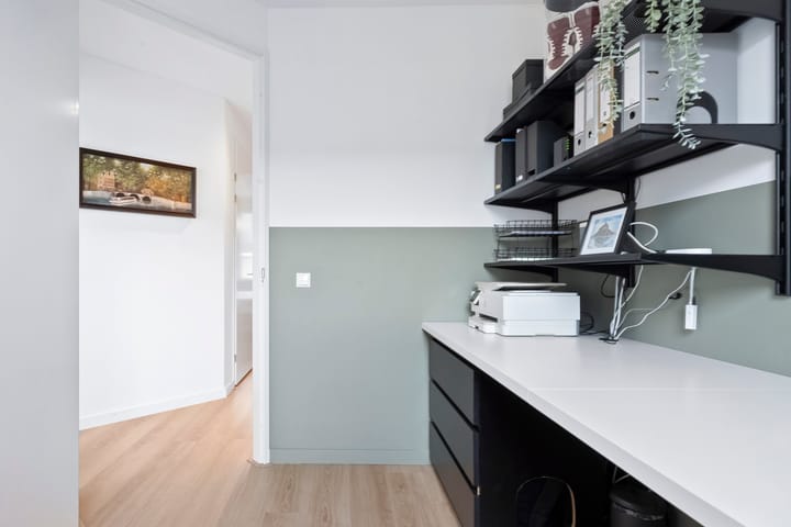 Photo 43 of Louis Hartzstraat 16