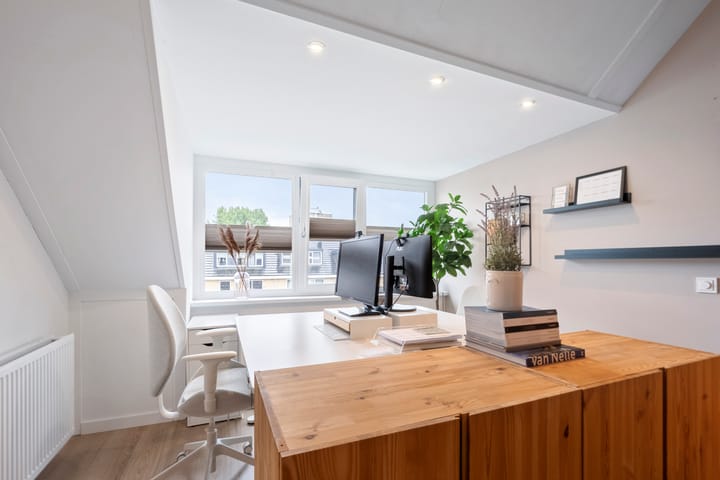 Photo 52 of Louis Hartzstraat 16