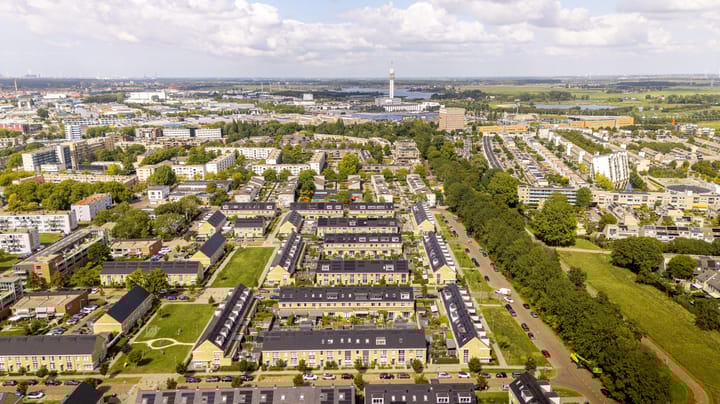 Photo 57 of Louis Hartzstraat 16