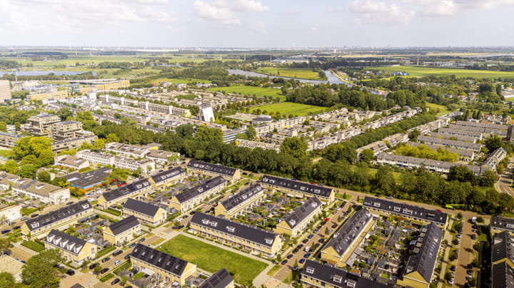 Photo 58 of Louis Hartzstraat 16