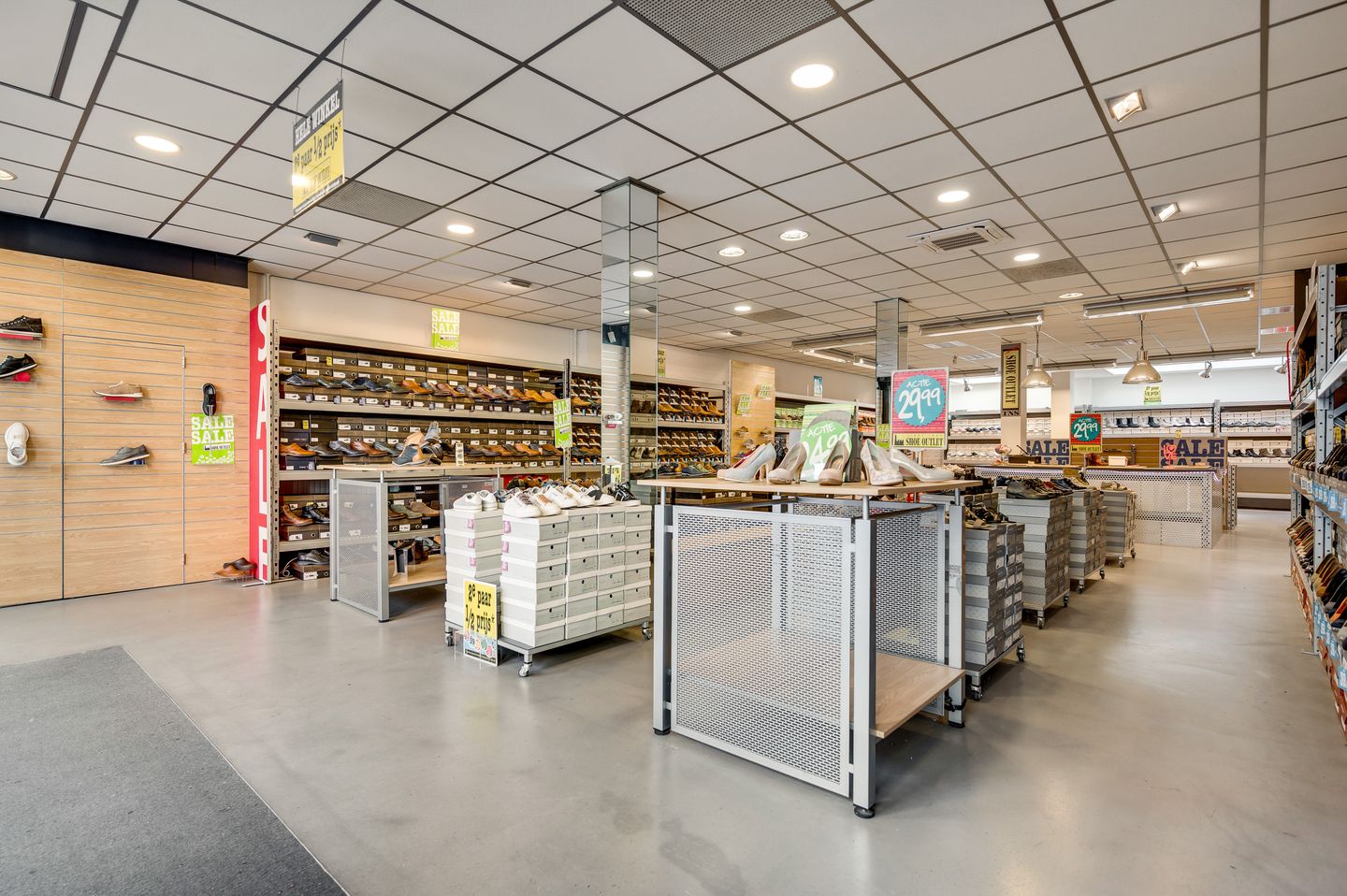 View photo 3 of Stationsstraat 11