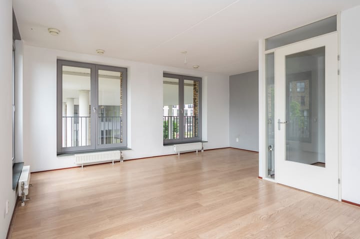 Foto 5 van Atletenbaan 84-B