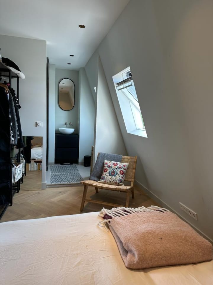 Foto 17 van Koninginneweg 65-4