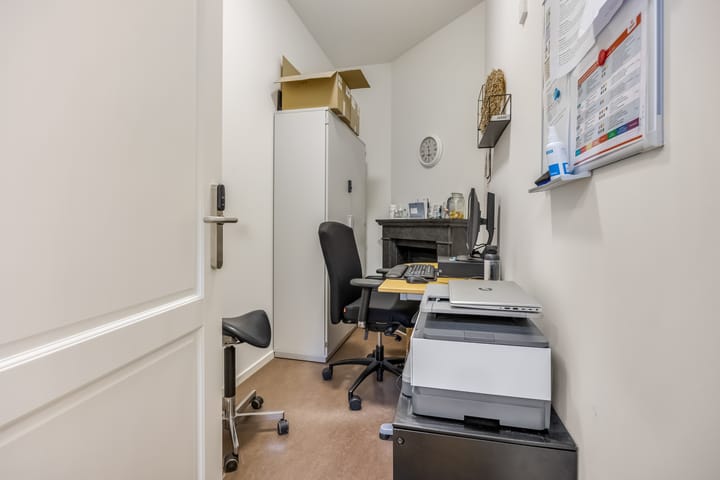 Photo 10 of Stationsweg 39