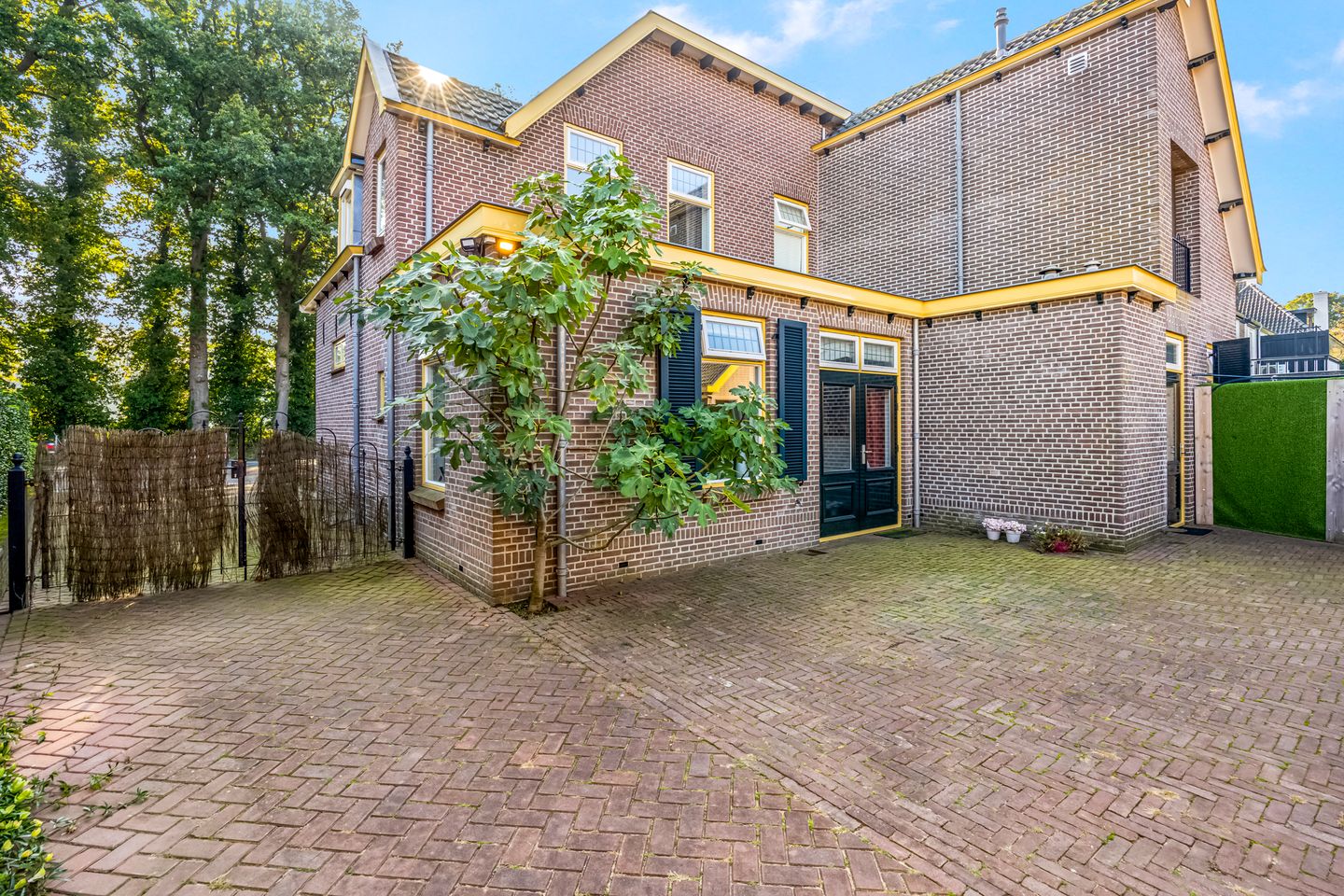 Photo 20 of Stationsweg 39