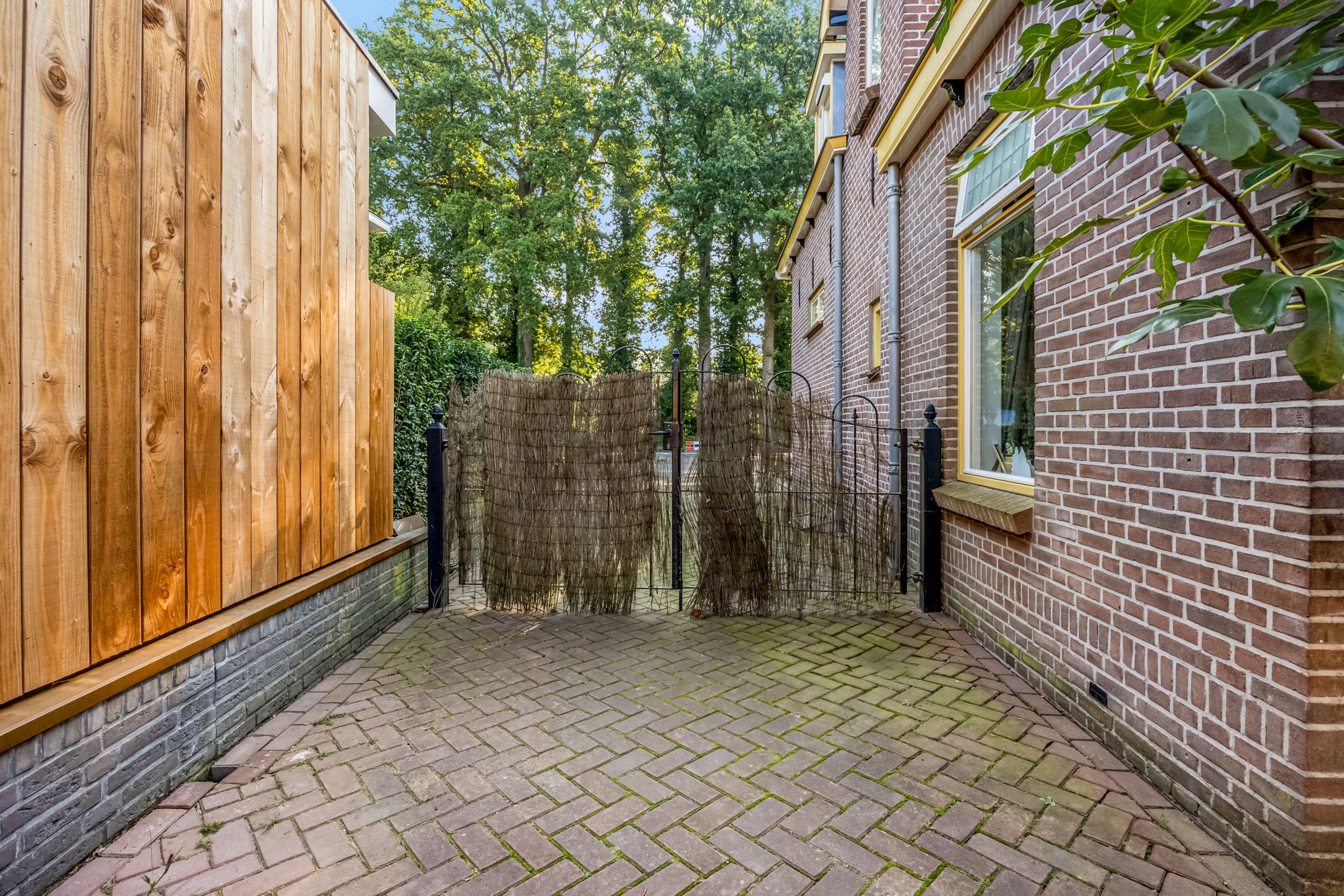 Photo 21 of Stationsweg 39