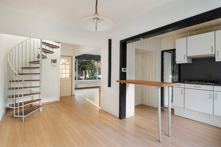 Photo 6 of Vicarielaan 51