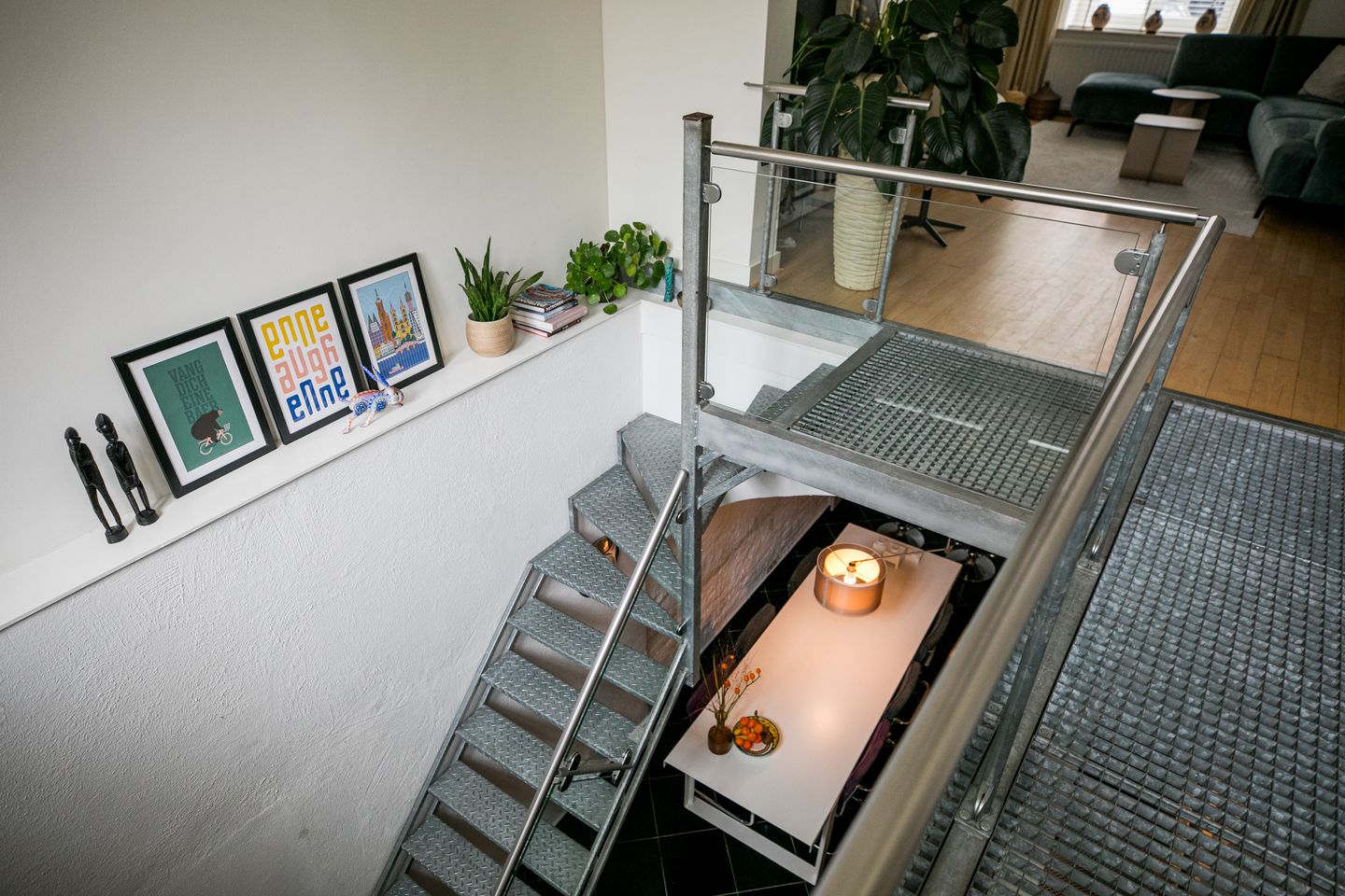 Photo 14 of Neerstraat 65-A