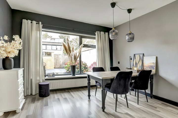 Photo 10 of Rinzemastraat 2