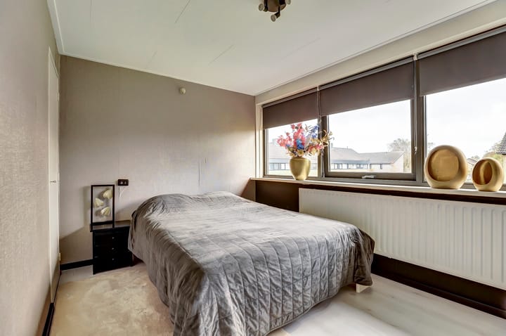 Photo 17 of Rinzemastraat 2