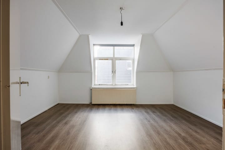 Foto 18 van Burchtstraat 4-2