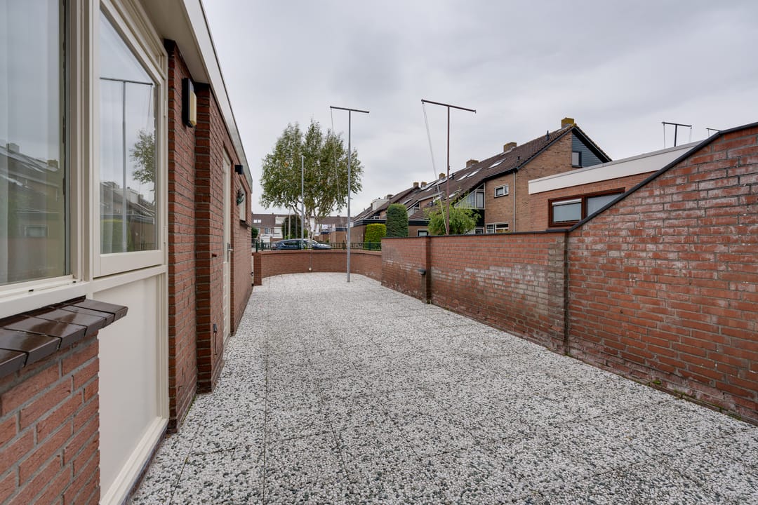 Photo 32 of Wethouder Koningslaan 15