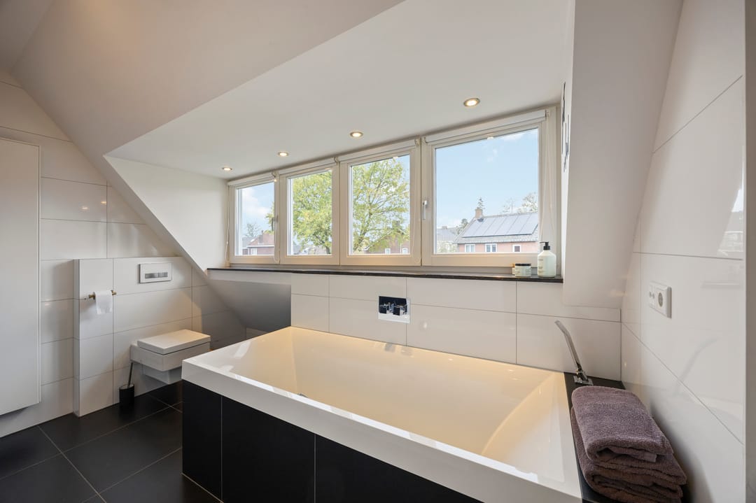 Foto 28 van Eikenstraat 34