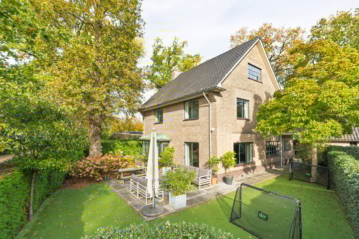 Foto 46 van Graaf Wichmanlaan 44