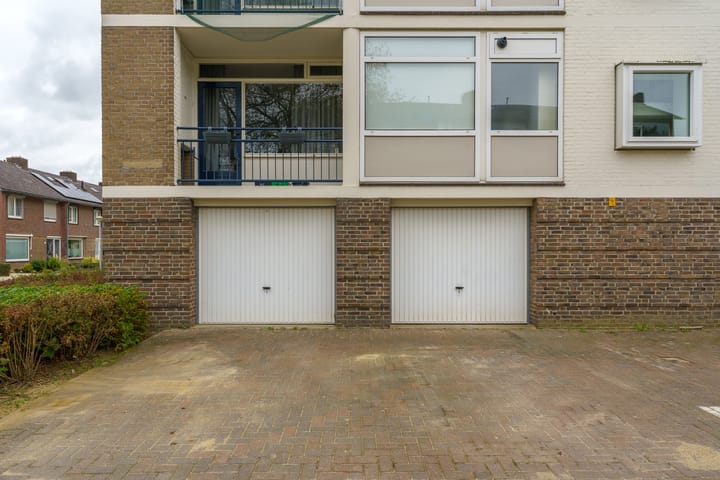 Foto 32 van St Eligiuspad 3