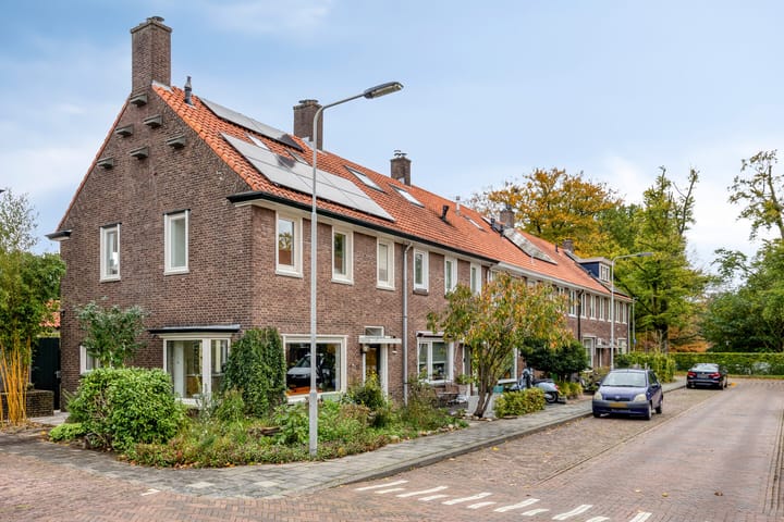 Photo 35 of Jacques Perkstraat 12