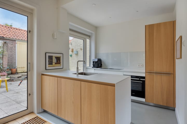 Photo 9 of Jacques Perkstraat 12