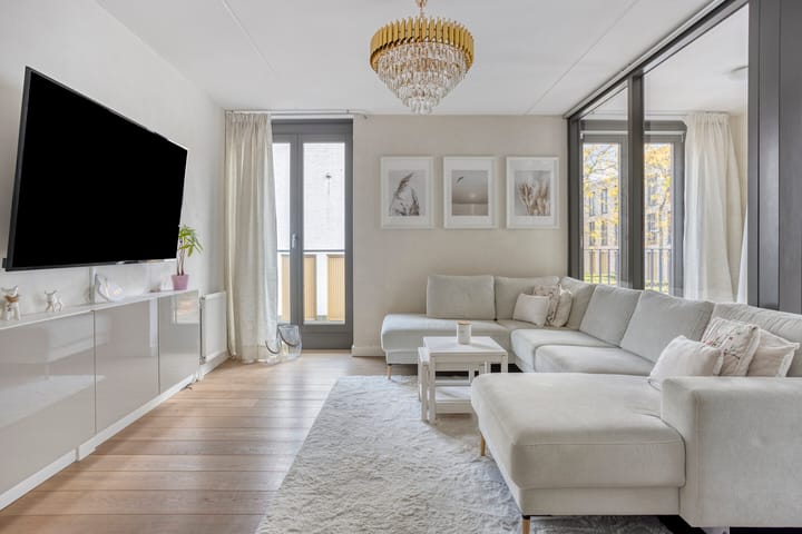 Photo 5 of Voltastraat 201