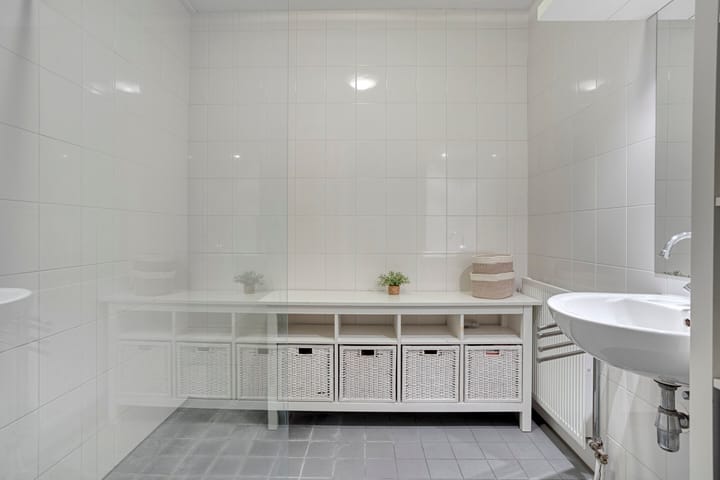 Photo 13 of Voltastraat 201