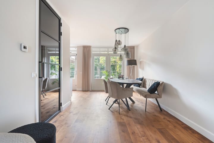 Photo 11 of Vecht 44