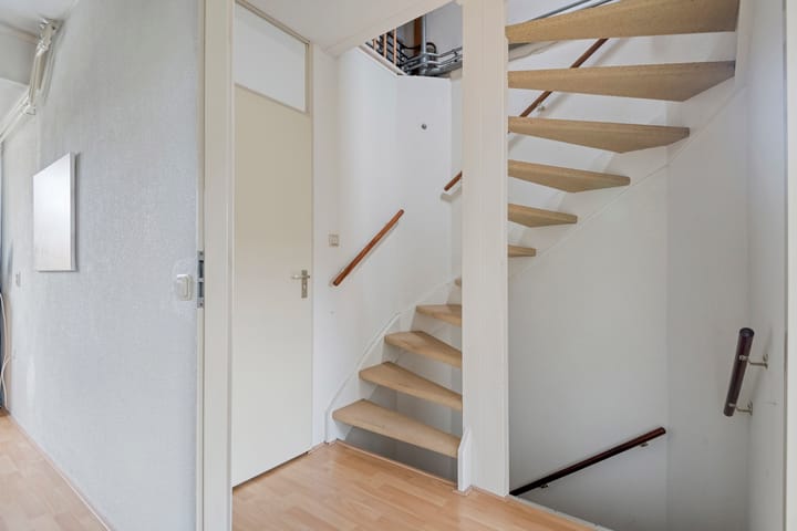 Photo 16 of Vecht 44