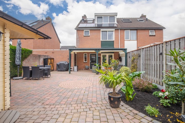 Foto 4 van De Gasperistraat 6