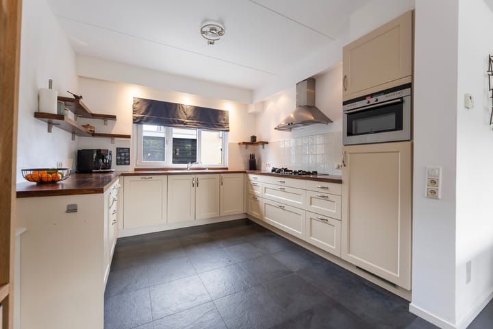 Foto 3 van Herman van der Haarstraat 65